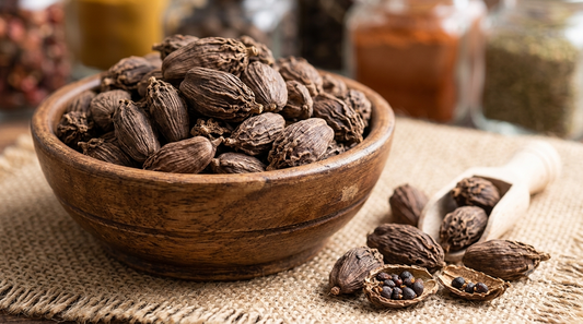 Black Cardamom in Pakistan – Premium Bari Elaichi for Rich Flavor & Aroma